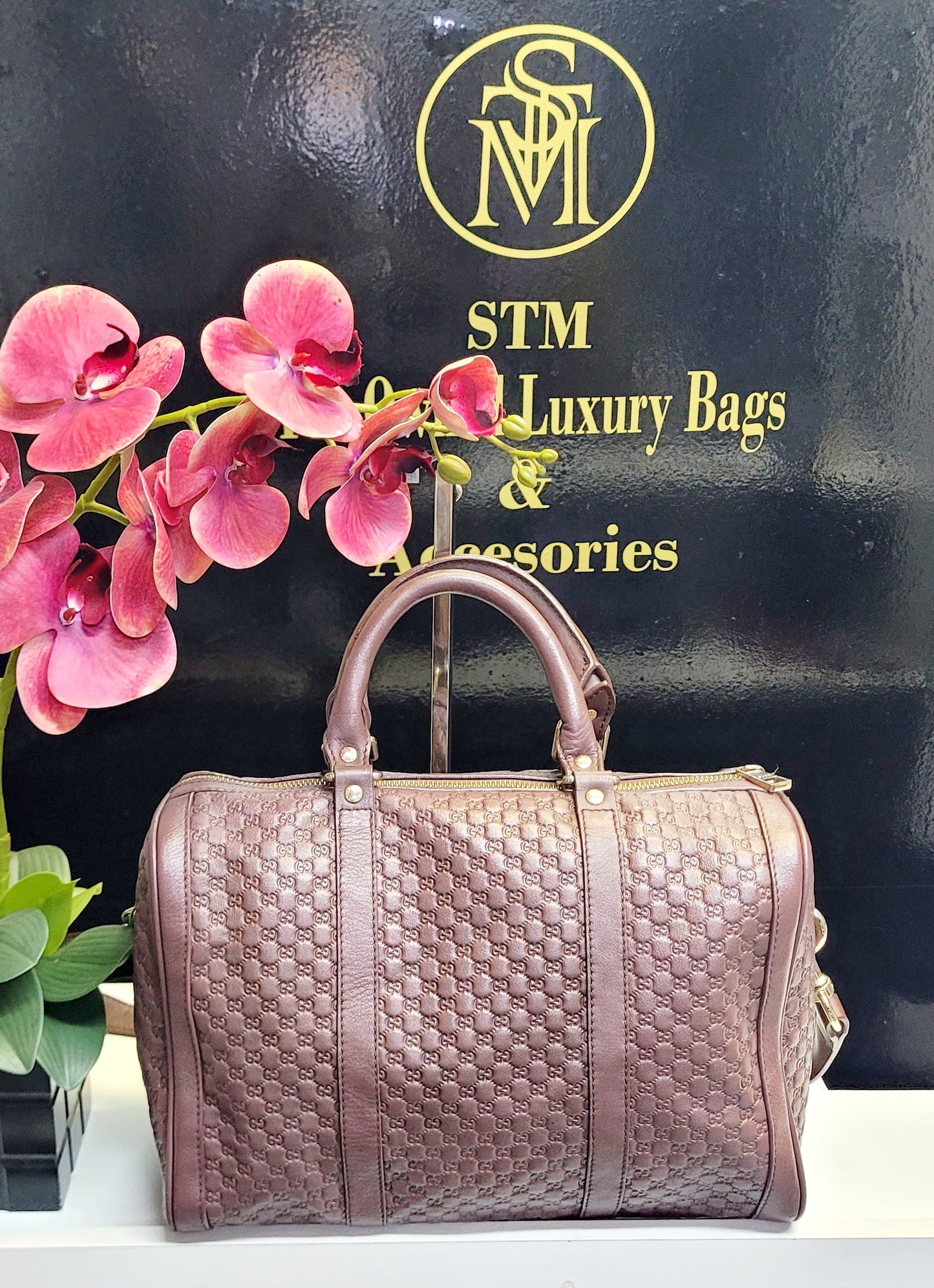 Pre-loved Gucci Guccissima Boston leather bag