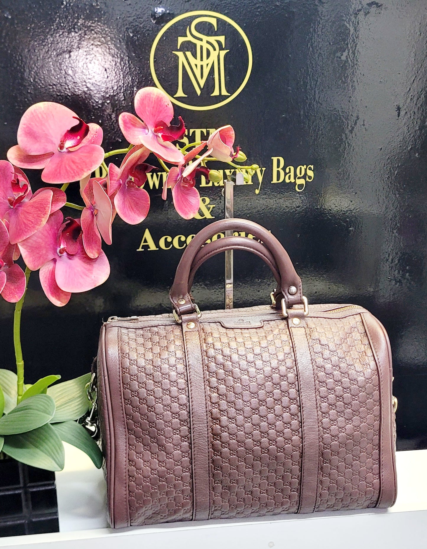 Pre-loved Gucci Guccissima Boston leather bag